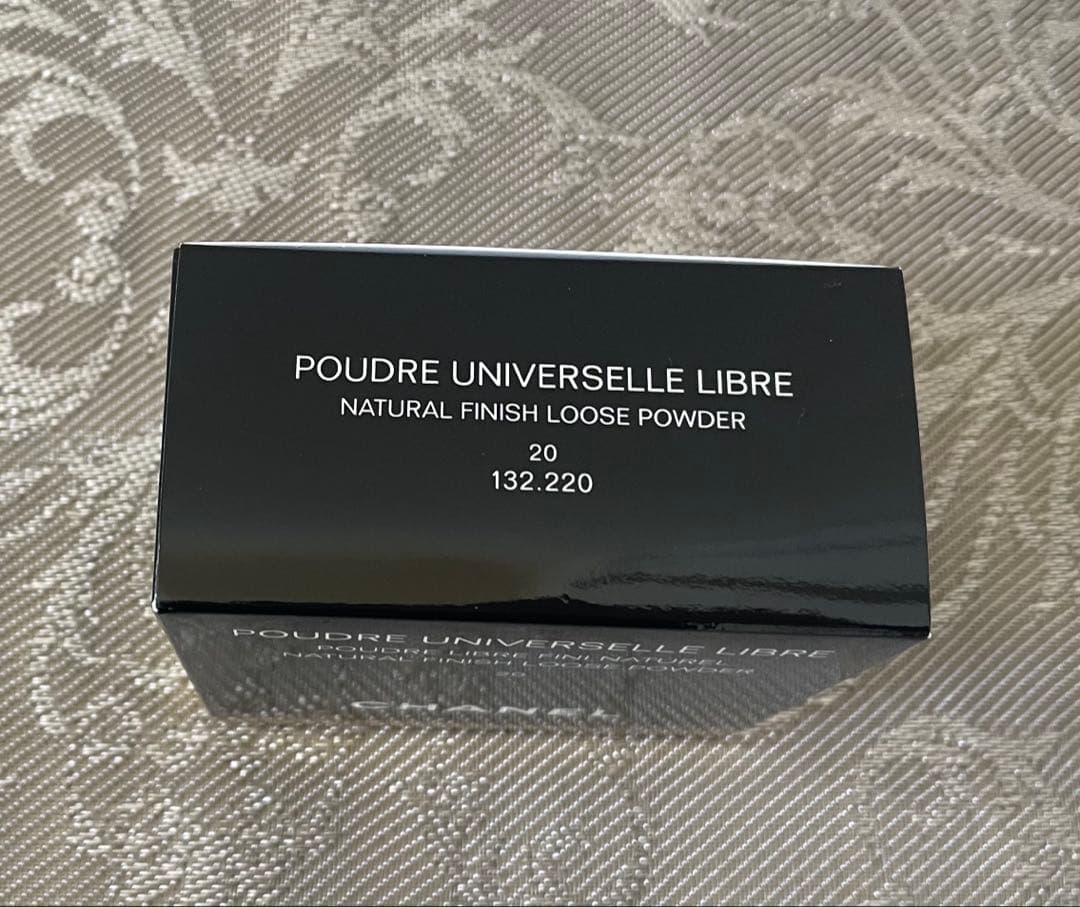 新品☆CHANEL プードゥルユニヴェルセルリーブル