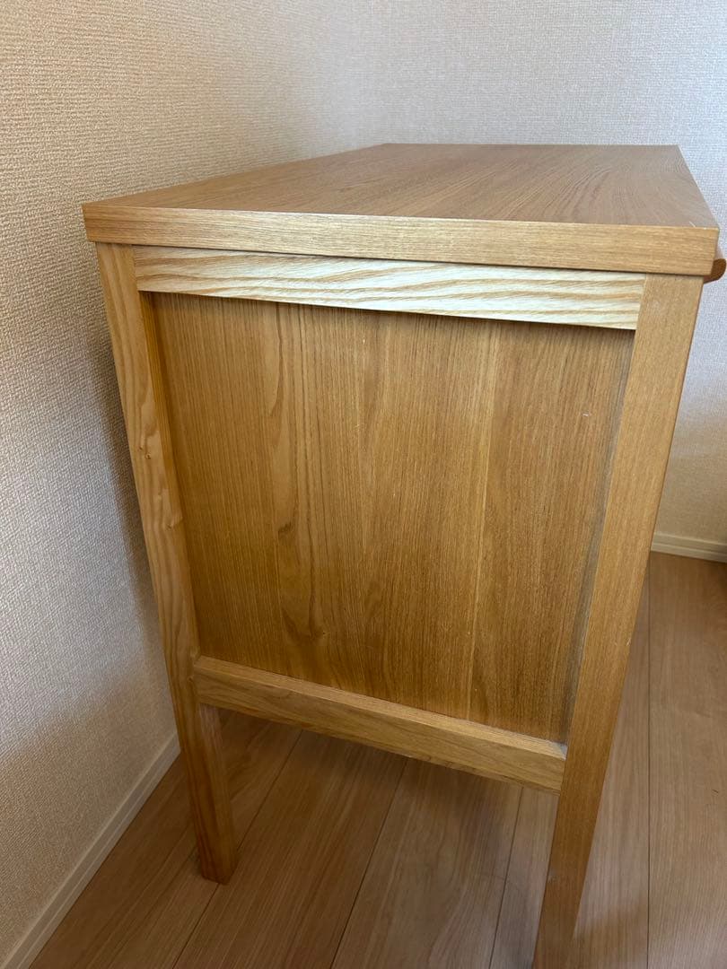 Unico 木製ドレッサー