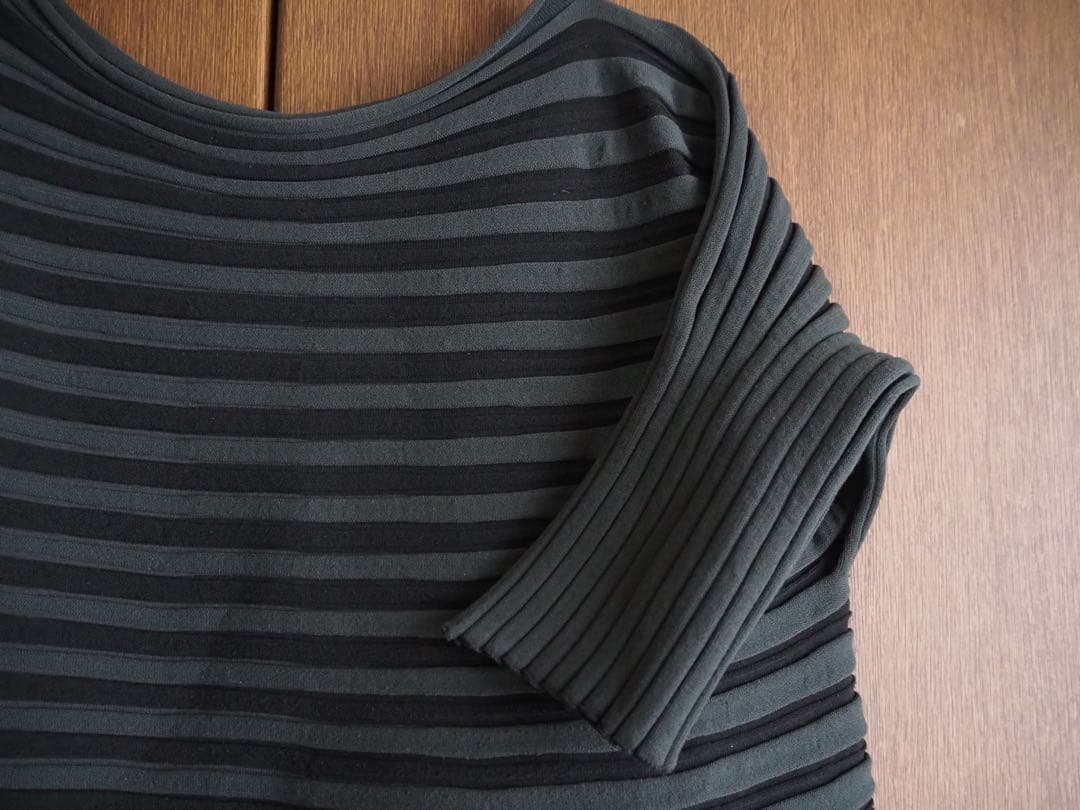 プリーツプリーズ　ストライプ 半袖チュニック