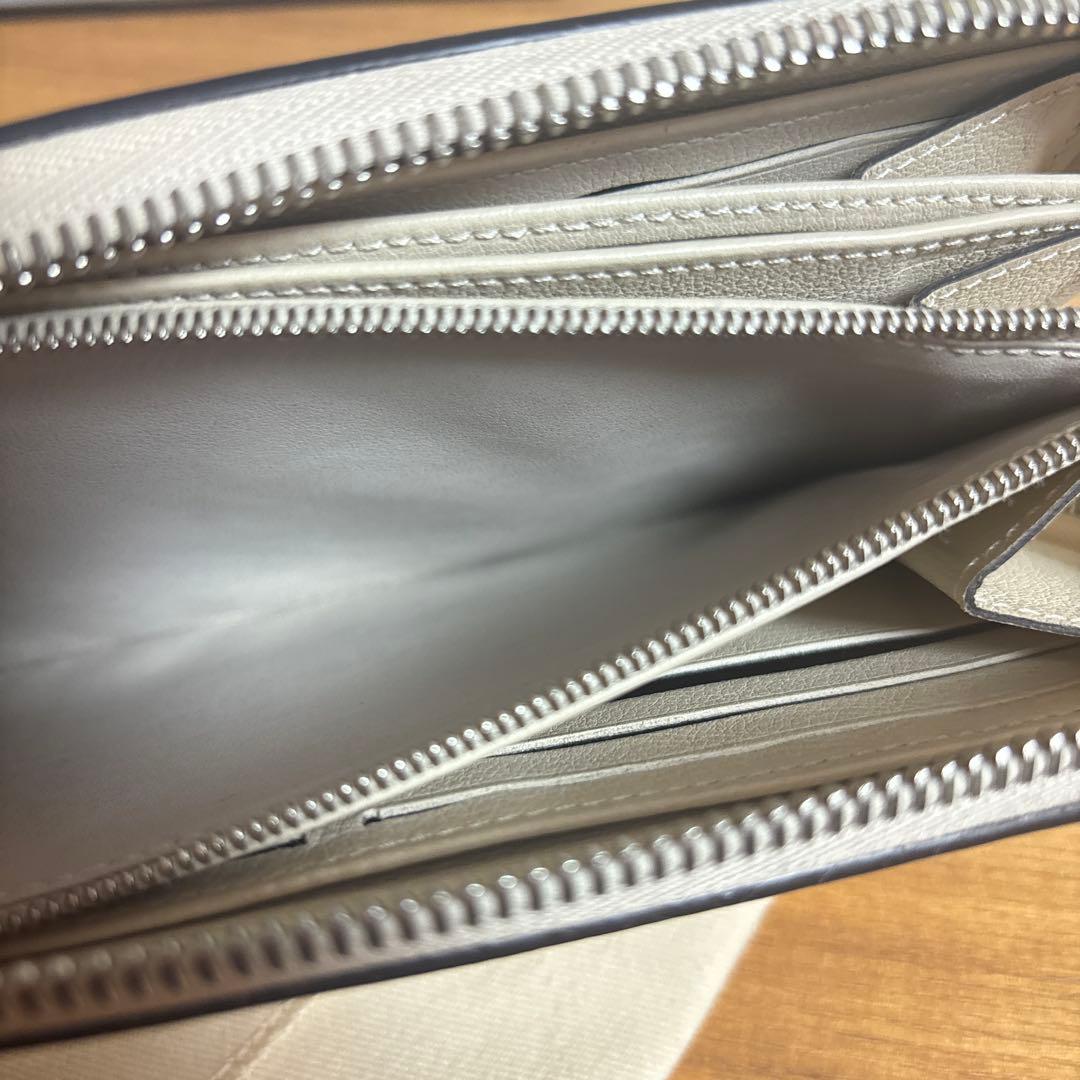Louis Vuitton マヒナ ジッピーウォレット ルイヴィトン 長財布