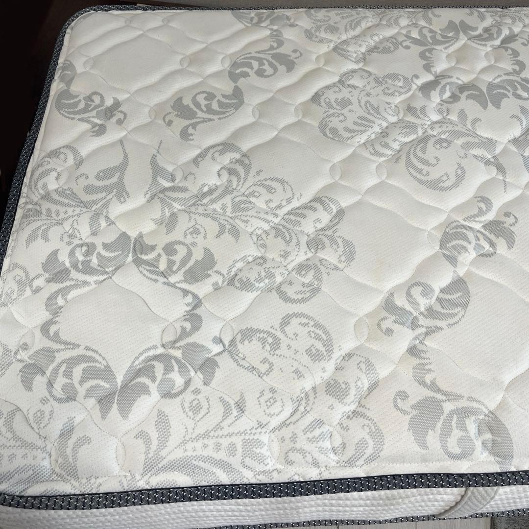 シモンズ　ゴールデンバリュー　ビューティレスト