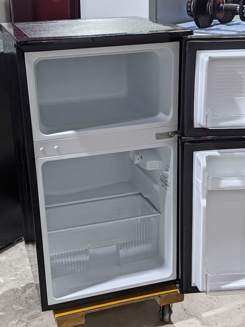 comfee ノンフロン冷凍冷蔵庫　90L　RCT90BL　2024年製