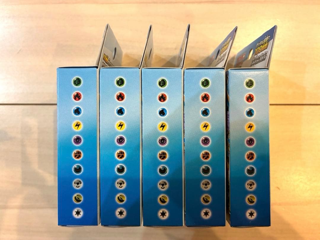 スタートデッキ100(5BOX＋紙製プレイマット＆ポケメガリザードンY)