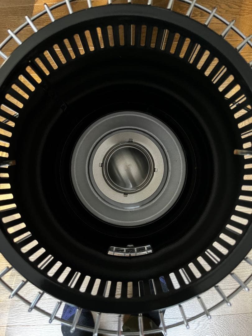 t*s様 トヨトミ KS-67H ストーブ　ブラック2019製