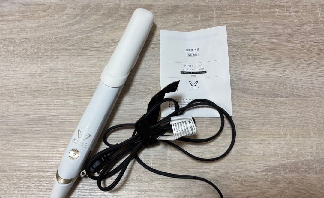 Kinujo ストレートヘアアイロン ホワイト