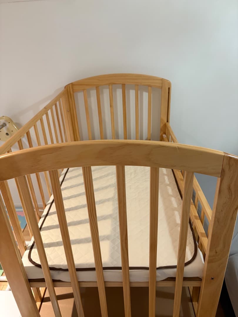 カトージ KATOJI 木製ベビーベッド キャスター付き