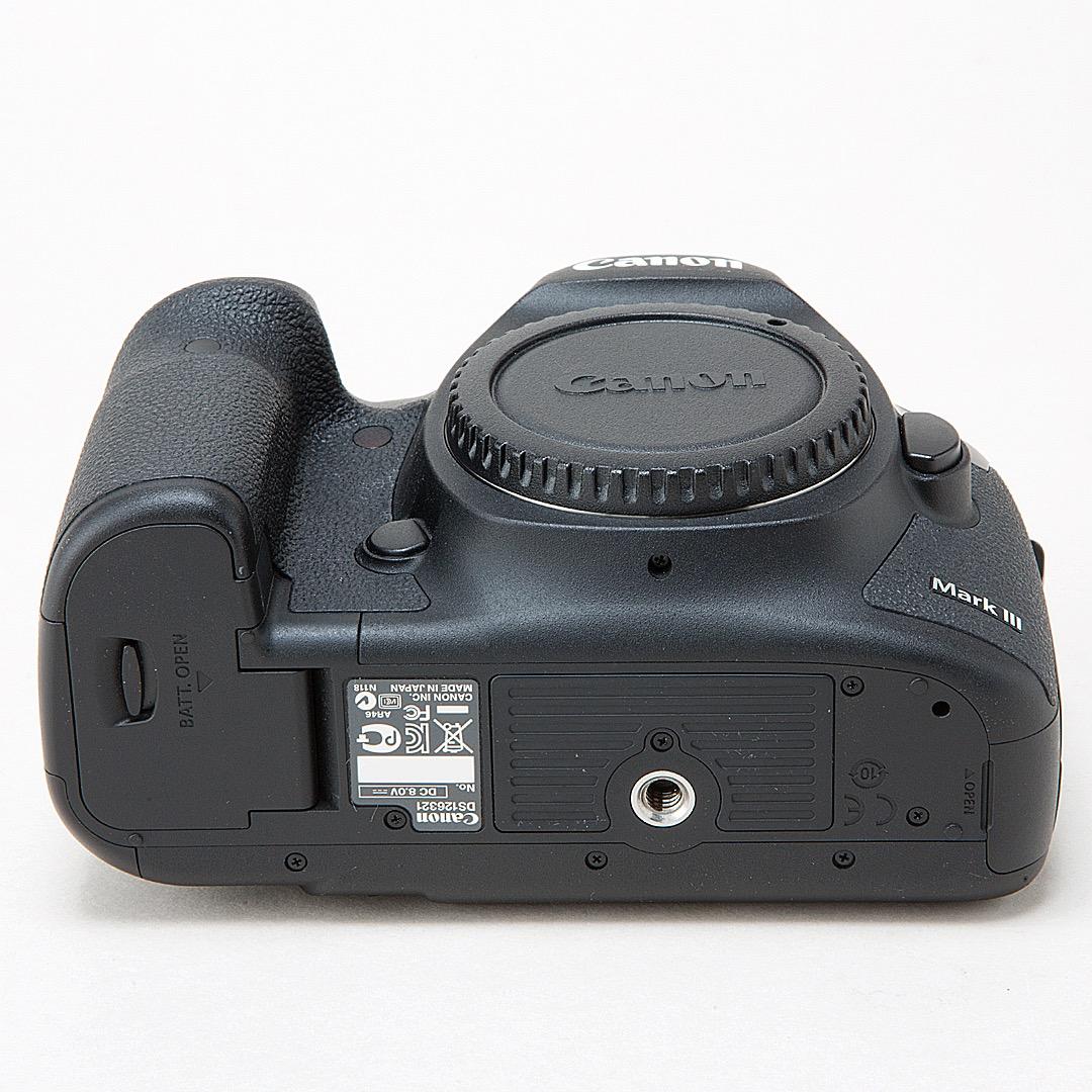 Canon EOS 5D Mark III ボディ、付属品一式