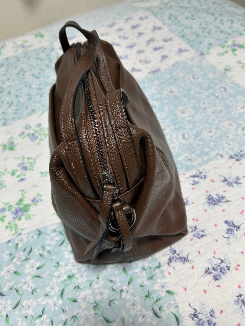 レザー ハンドバッグ