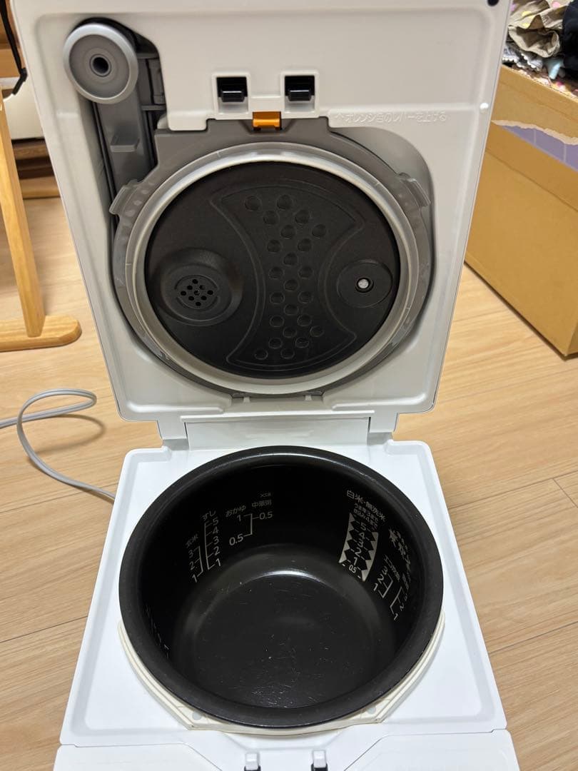 【難あり】三菱NJ-XSC10J 炊飯器 ホワイト 2022年製