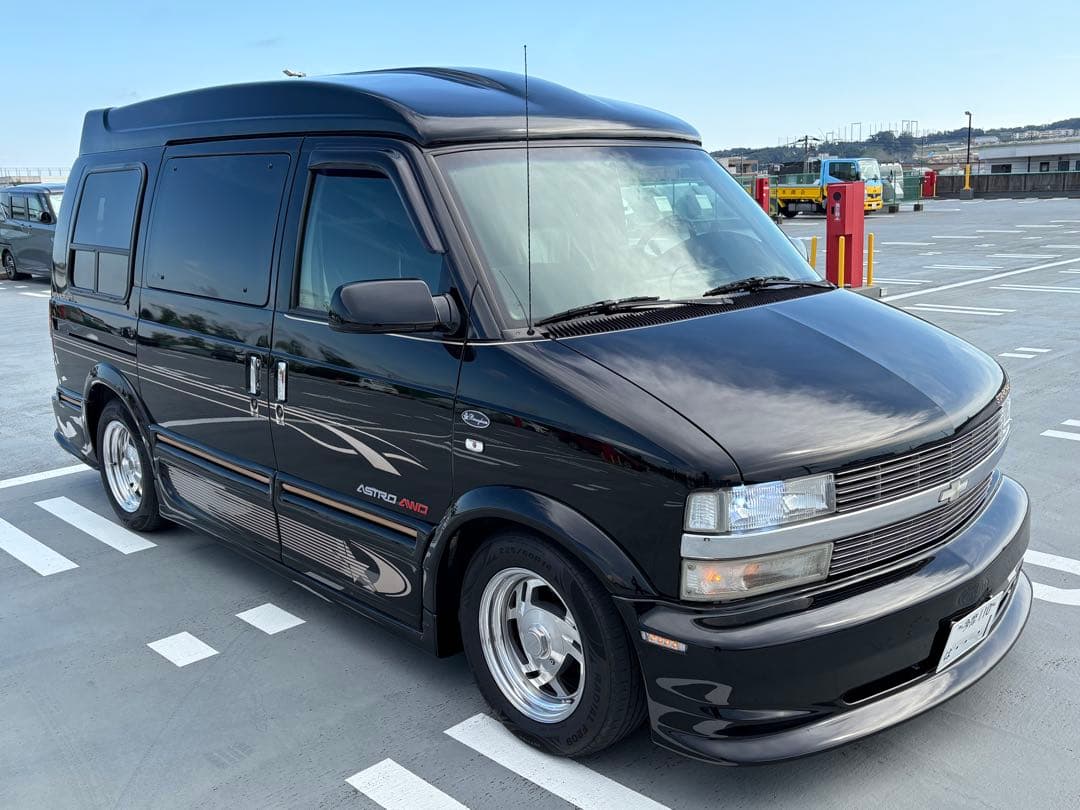 シボレーアストロ　スタークラフト　ミッドナイト　1ナンバー車検付き　三井物産