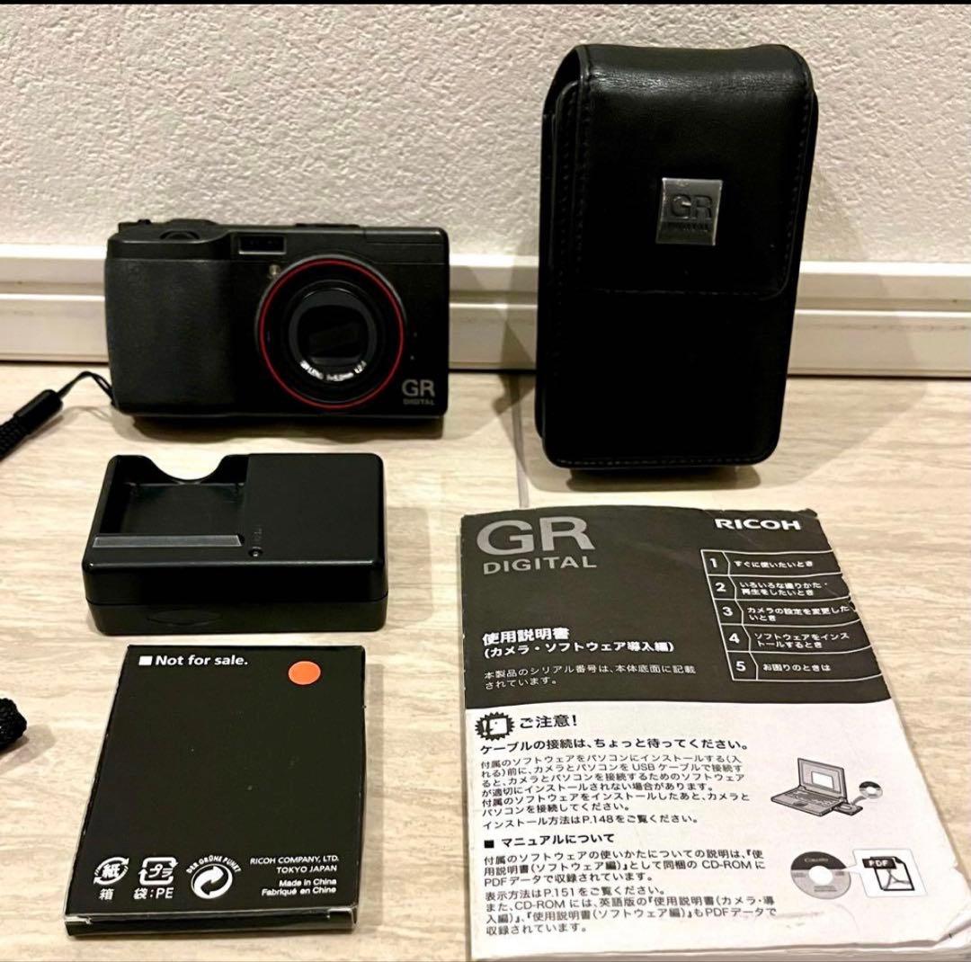 RICOH GR digital 初代　本体と付属品