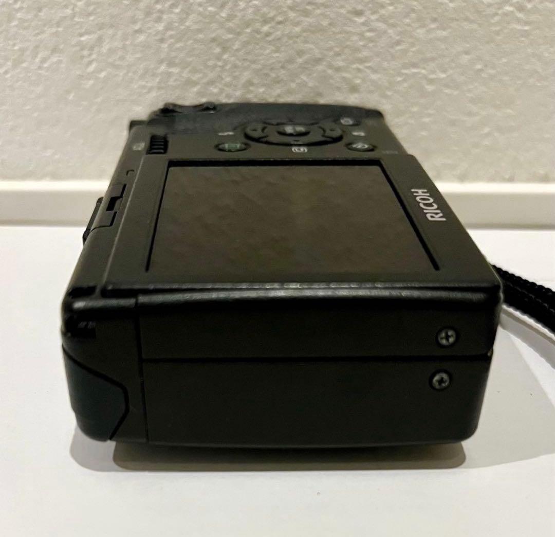 RICOH GR digital 初代　本体と付属品
