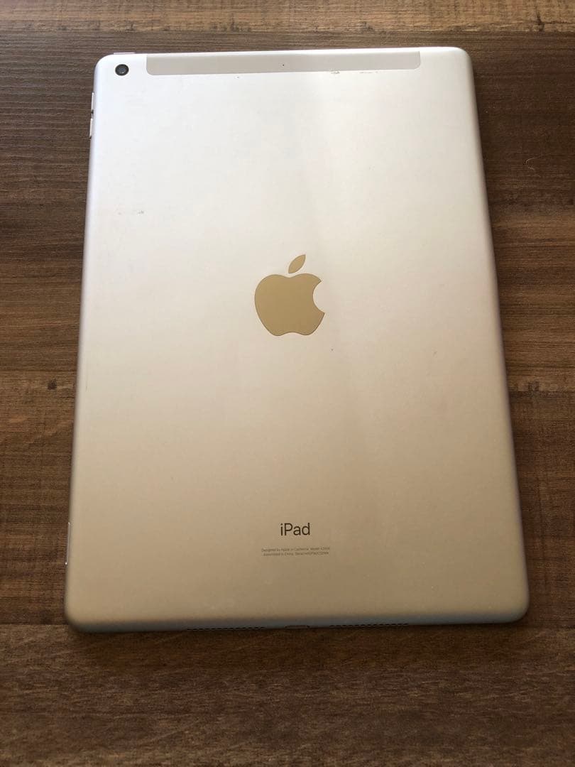 Apple iPad 8シルバー 本体