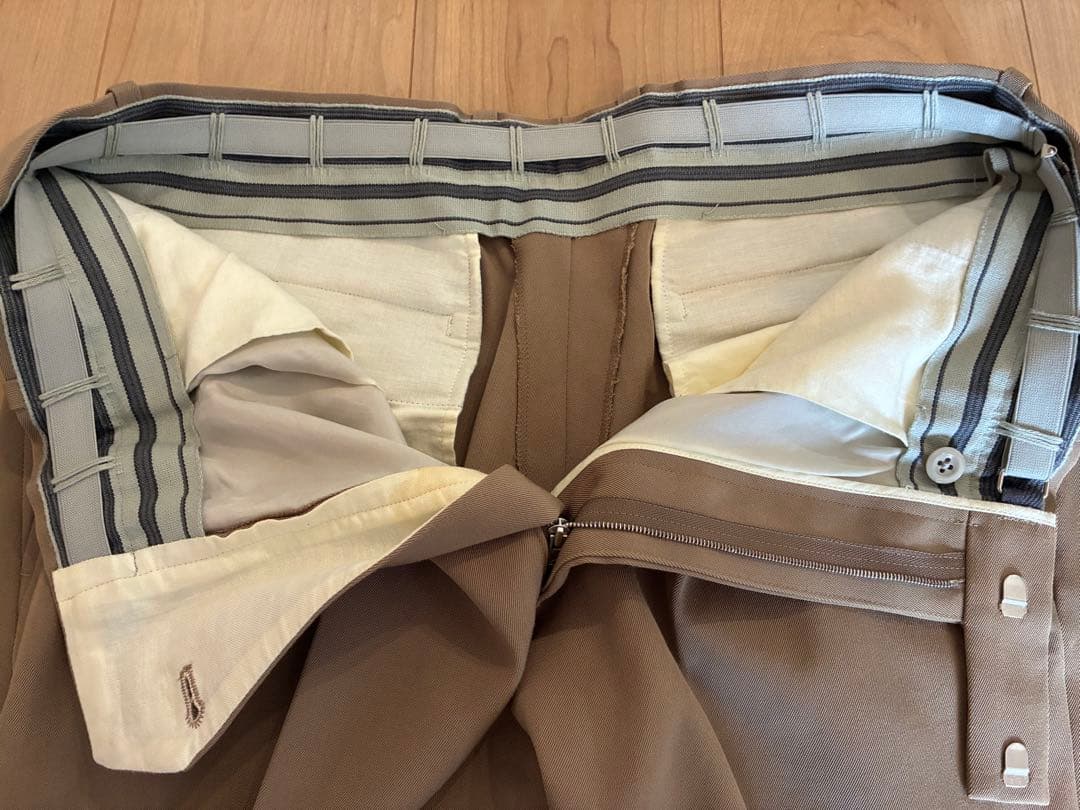 Scye（サイ） ウール ギャバジン 1プリーツ ワイドパンツ