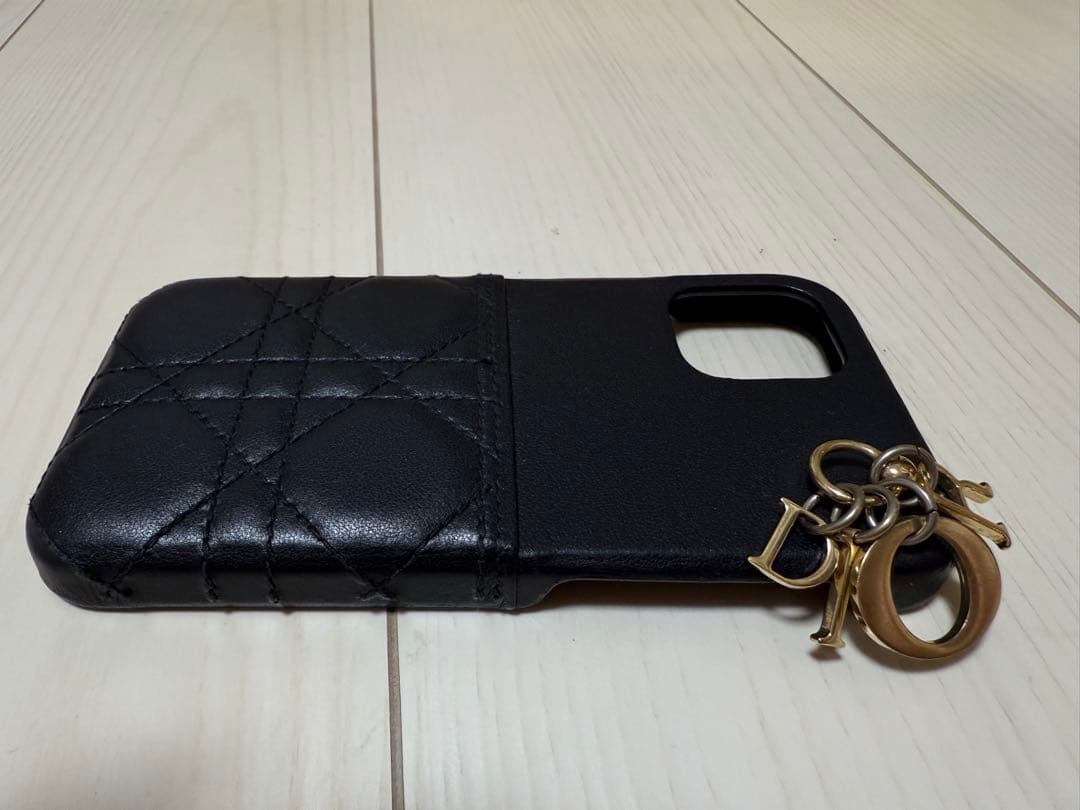 [専用papikoさん]Dior ブラック iPhoneケース チャーム付き
