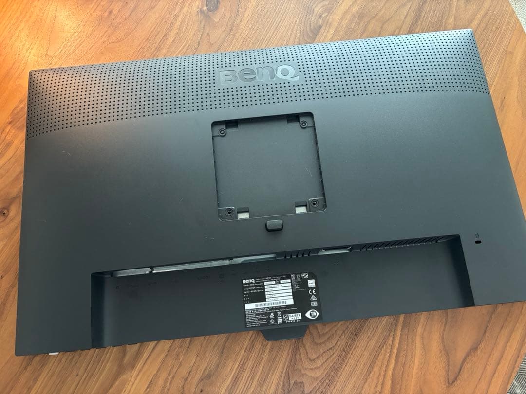 【専用】BenQ PD2705Q デザイナー向けモニター 27インチ