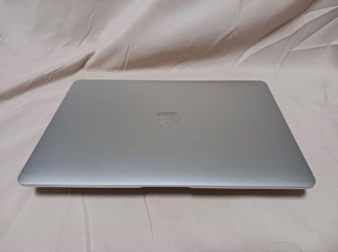 MacBook Air（Retina, 13-inch, 2020)　A2179