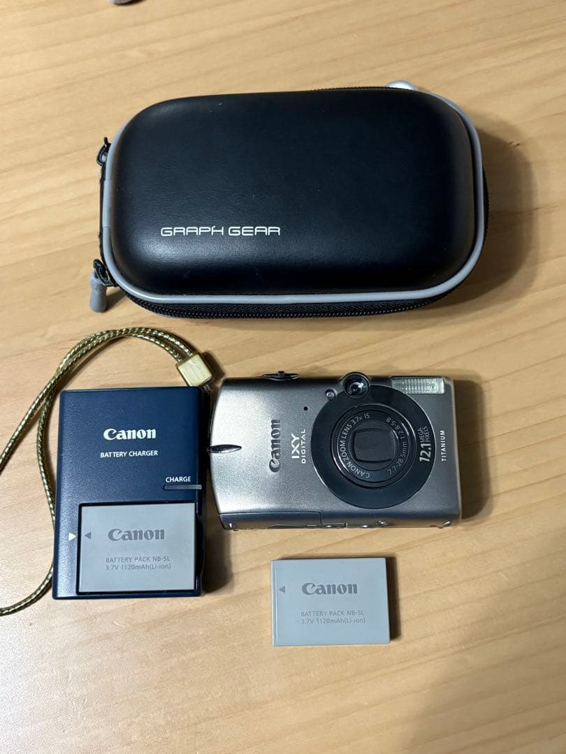 Canon IXY Digital 2000 IS デジカメ　ジャンク