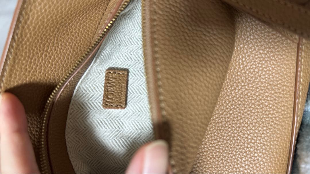 レザーバッグ Loewe puzzle miniバッグ　レザーバッグ　2WAY