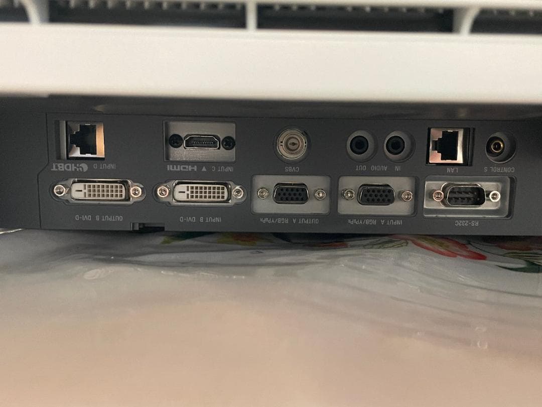 SONY 飛行シミュレータープロジェクター　VPL-FHZ58 ランプ283H