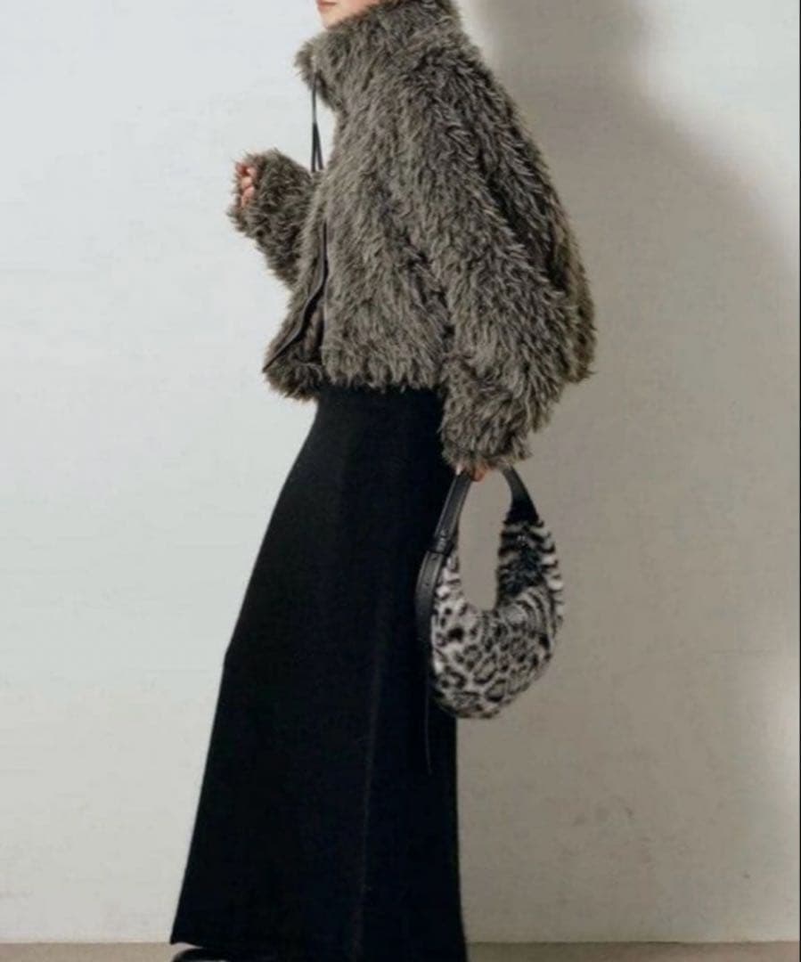 esica ファーミックスシープファースタンドブルゾン