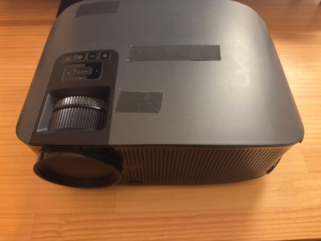 プロジェクター本体 リモコン・電源ケーブル付