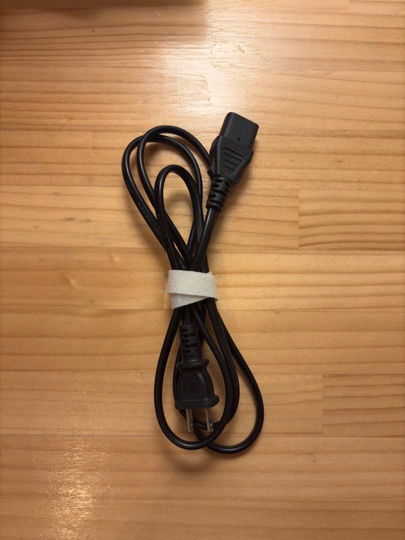 プロジェクター本体 リモコン・電源ケーブル付