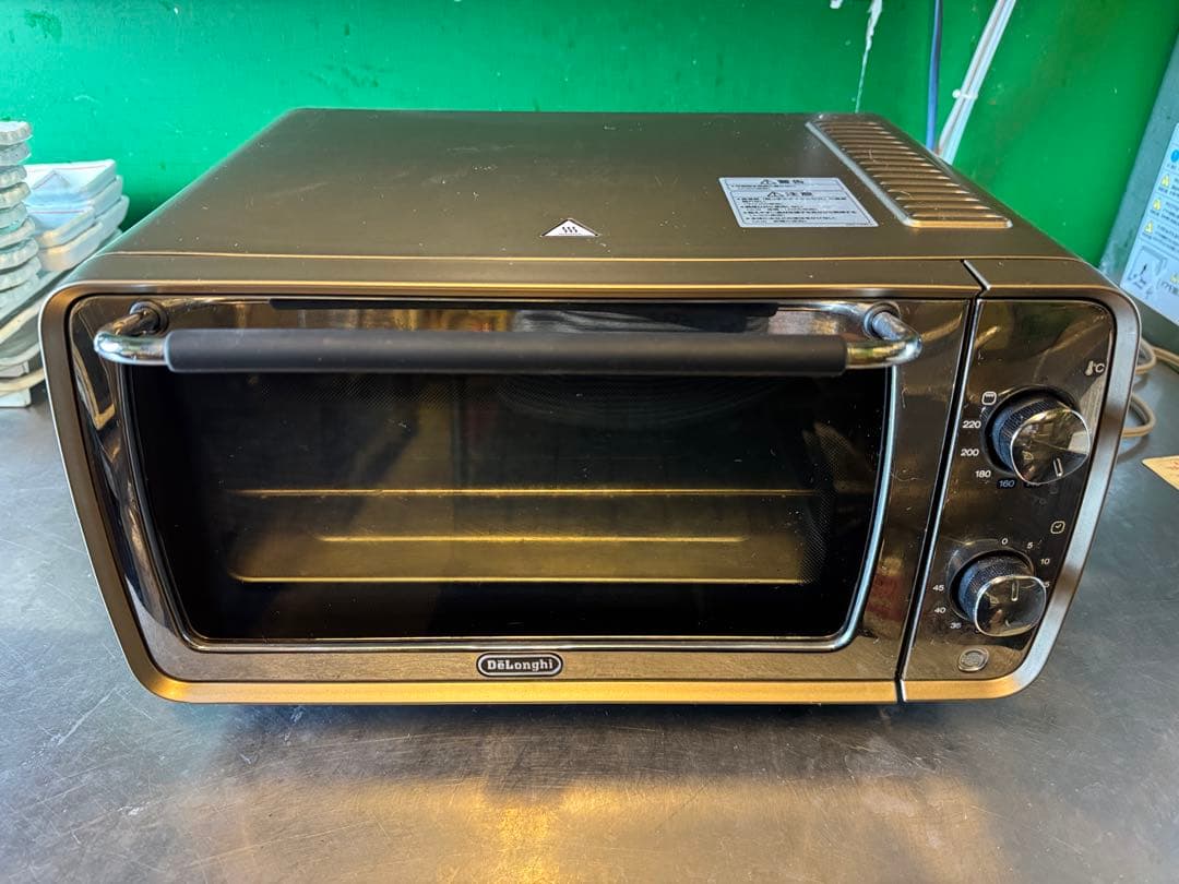 DeLonghi オーブン&トースター (ピザストーン付き)
