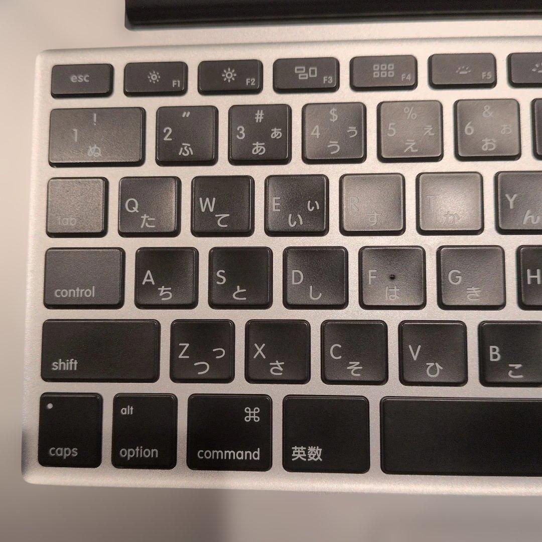 D*様 MacBook Pro A1502 128GB 本体及び充電コード（箱は