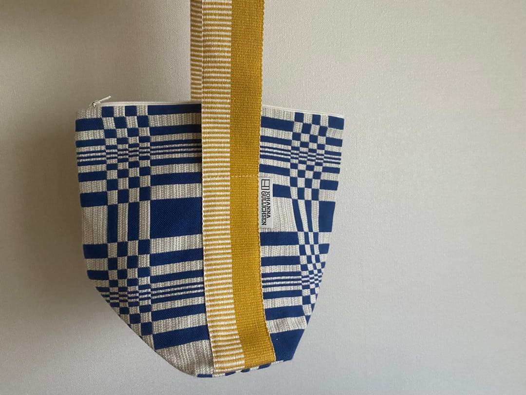 JOHANNA GULLICHSEN（ヨハンナ グリクセン）テトラバッグ ブルー