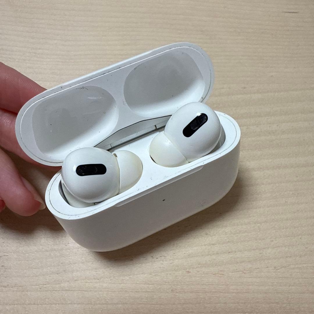 AirPods Pro 第二世代　ライトニング