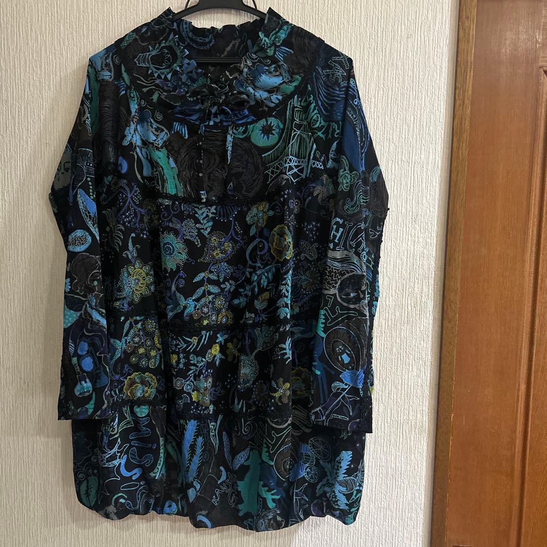 スギちゃん トクコプルミエヴォル　 長袖トップス