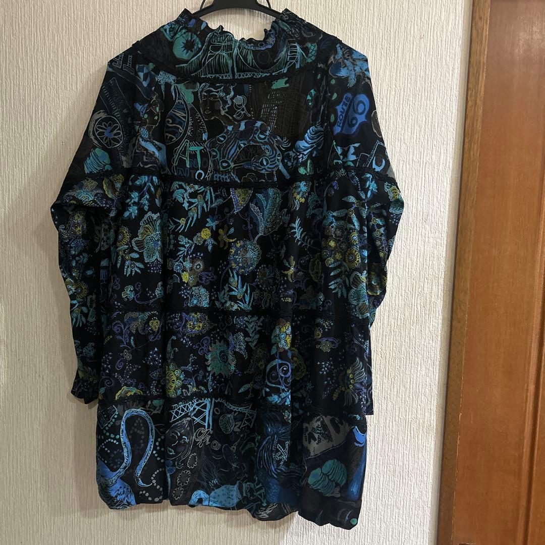 スギちゃん トクコプルミエヴォル　 長袖トップス