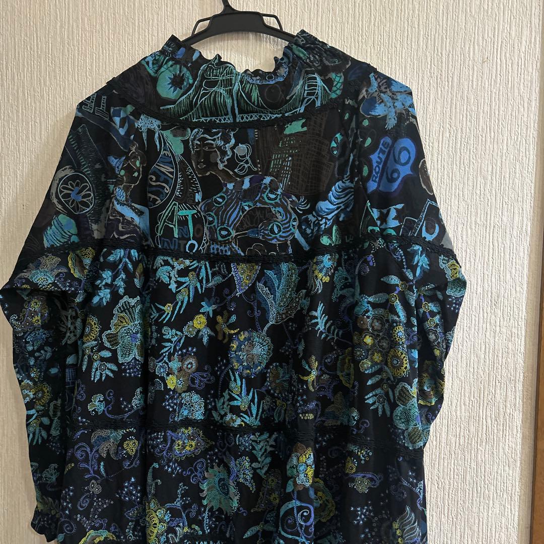 スギちゃん トクコプルミエヴォル　 長袖トップス