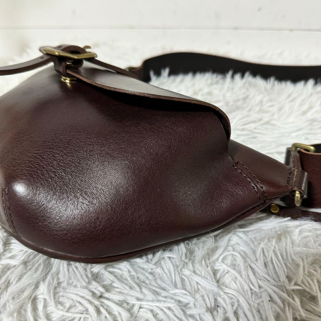 未使用級✨LONA ロナ　MILI ミリ　ボディーバッグ　ブラウニー　レザー