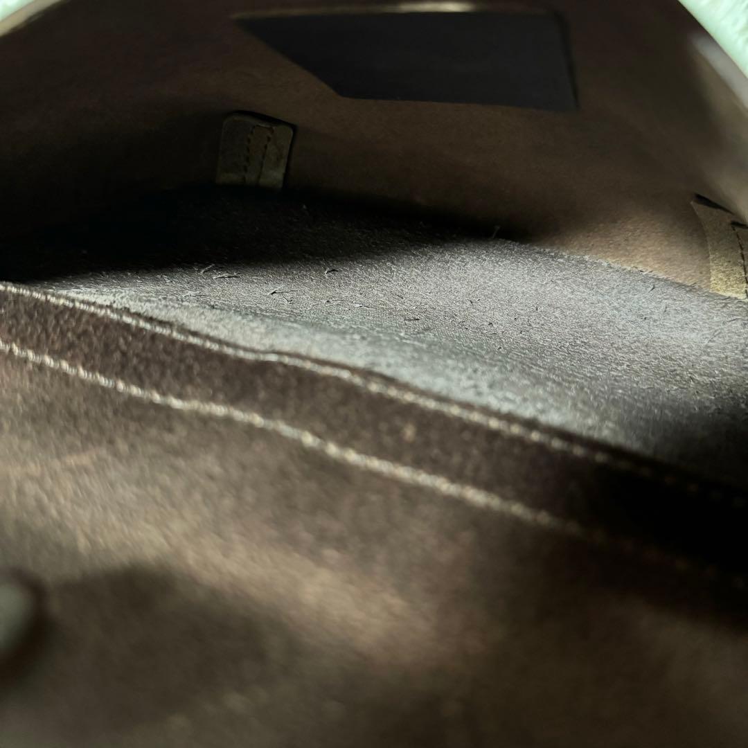 未使用級✨LONA ロナ　MILI ミリ　ボディーバッグ　ブラウニー　レザー