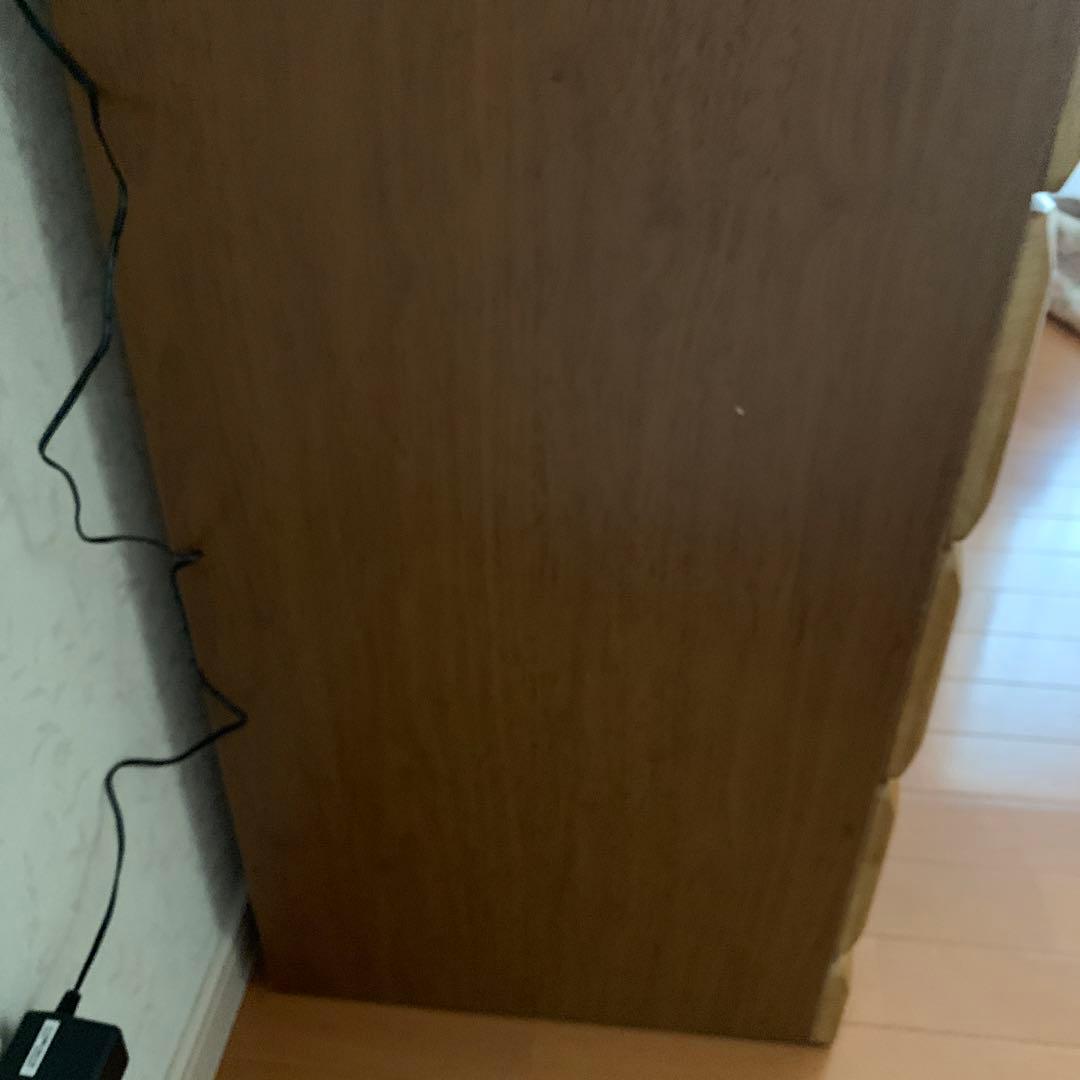 2/24迄の出品　洋服ダンス　120×40㎝