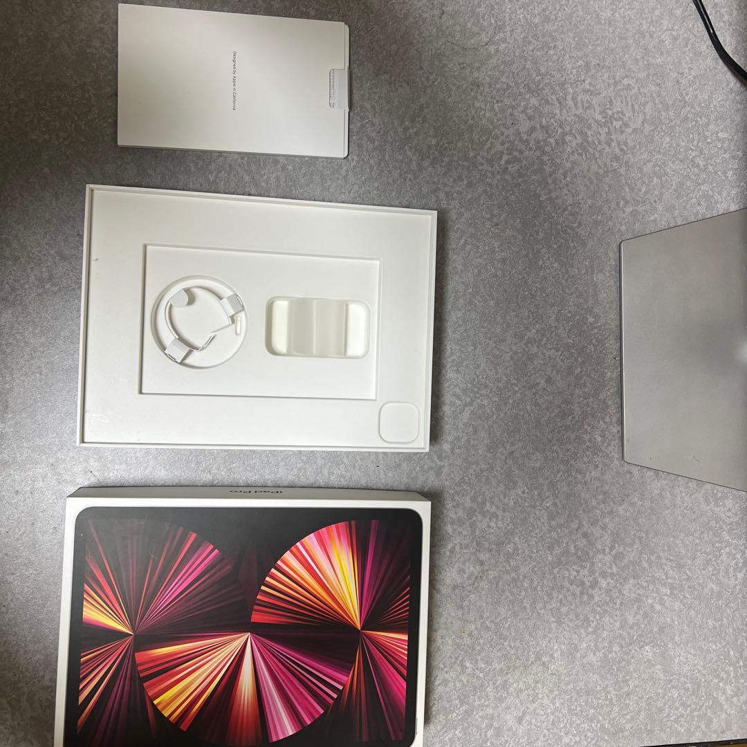T*n様 Apple iPad Pro 11インチ (第3世代) 256GB