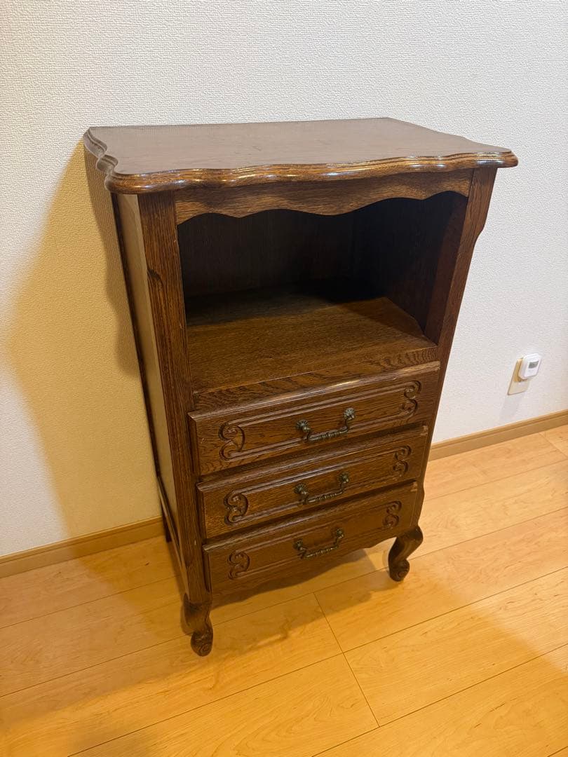 【】三越　ブルージュオーク材 サイドチェスト　電話台　ルーマニア