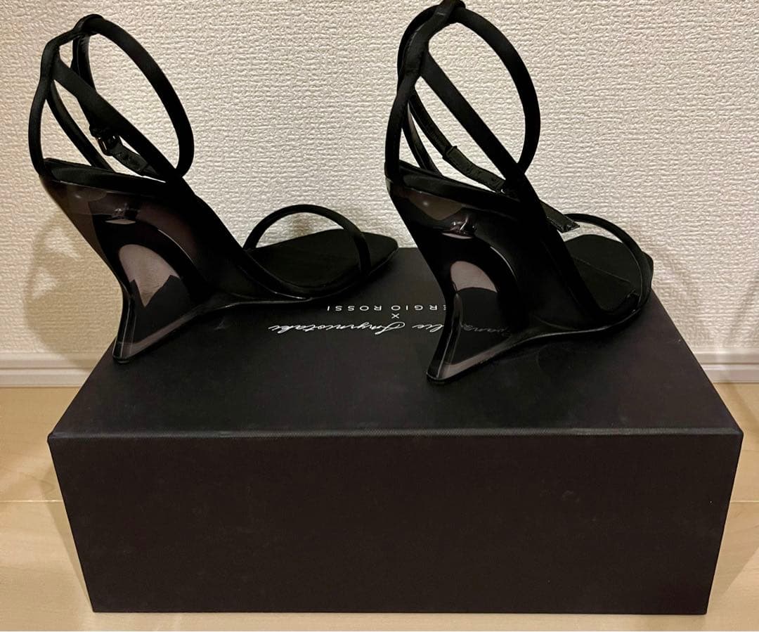 Sergio Rossi ヒールサンダル