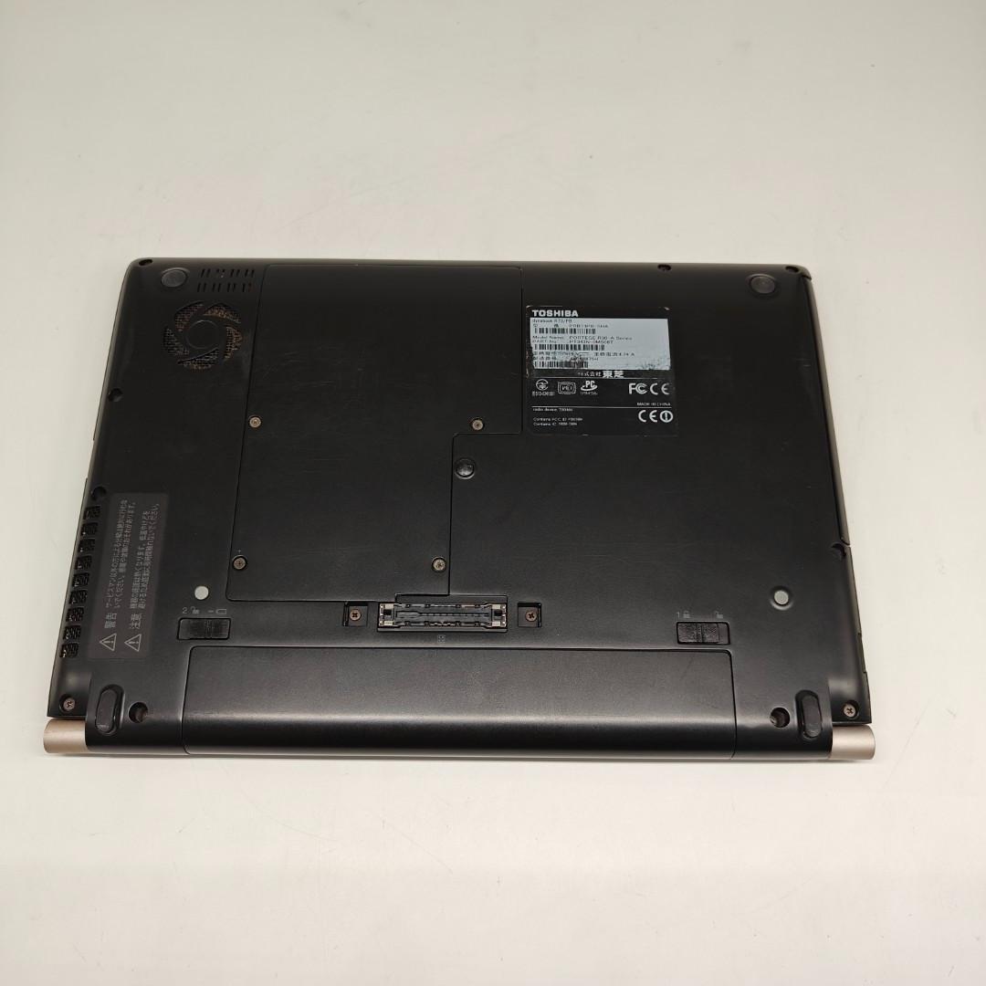 【東芝】R73 高速i7 SSD256GB 8GB ブラック ノートPC