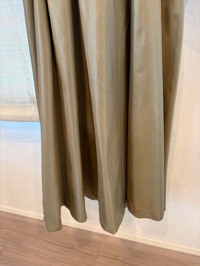 フード付きロングワンピース モスグリーンベージュ