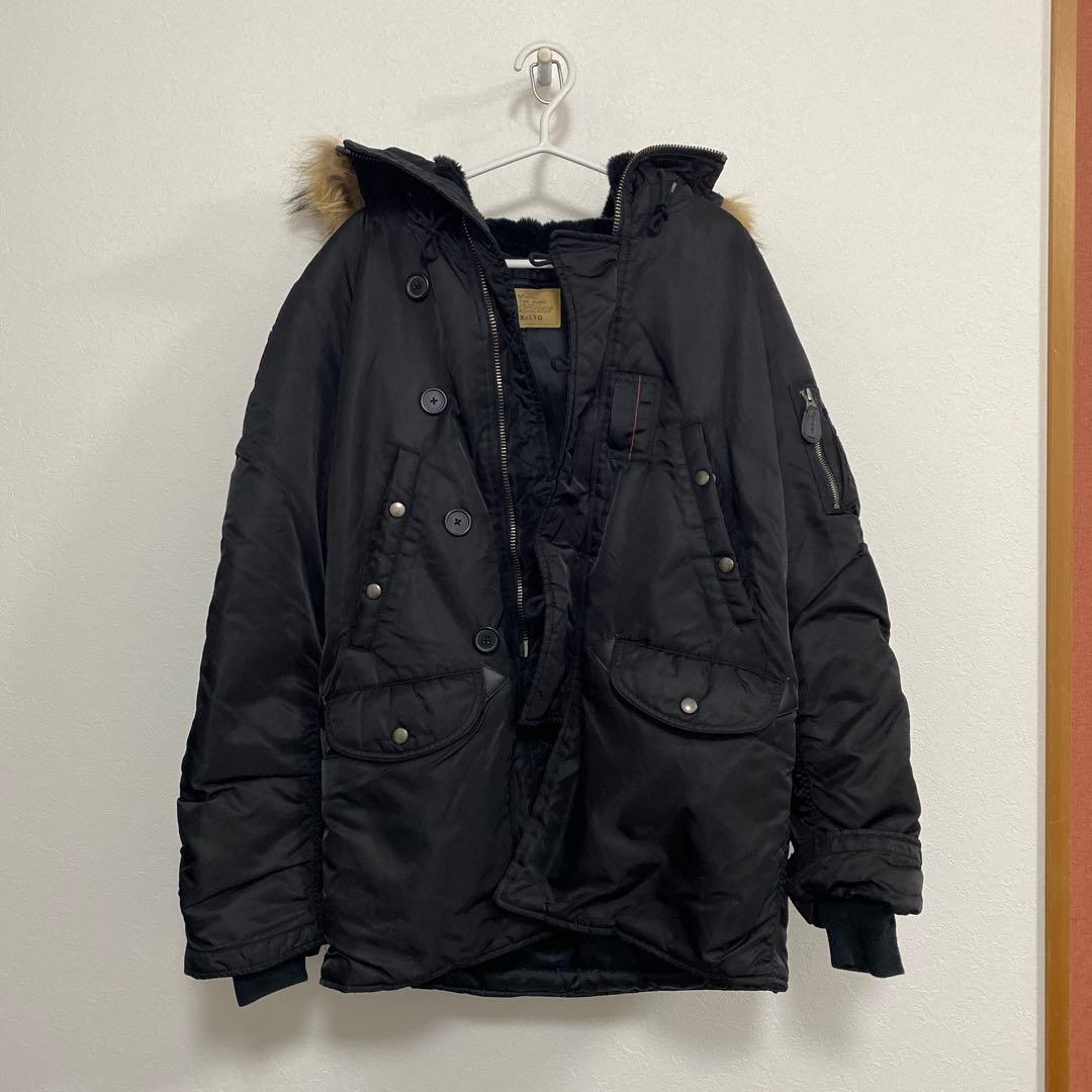 AVIREX 黒　ミリタリージャケット