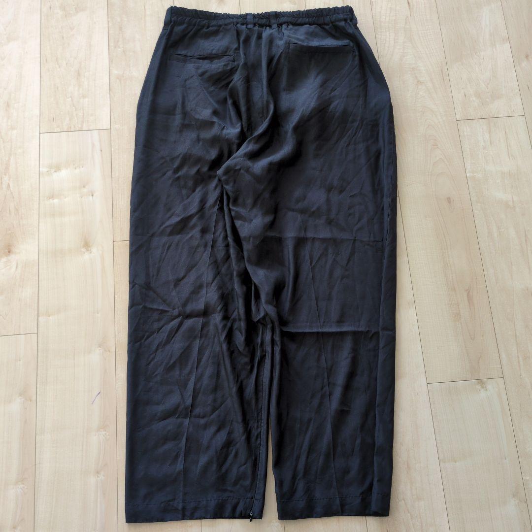 早いもの勝ち!stein CUPRO WIDE EASY TROUSERS