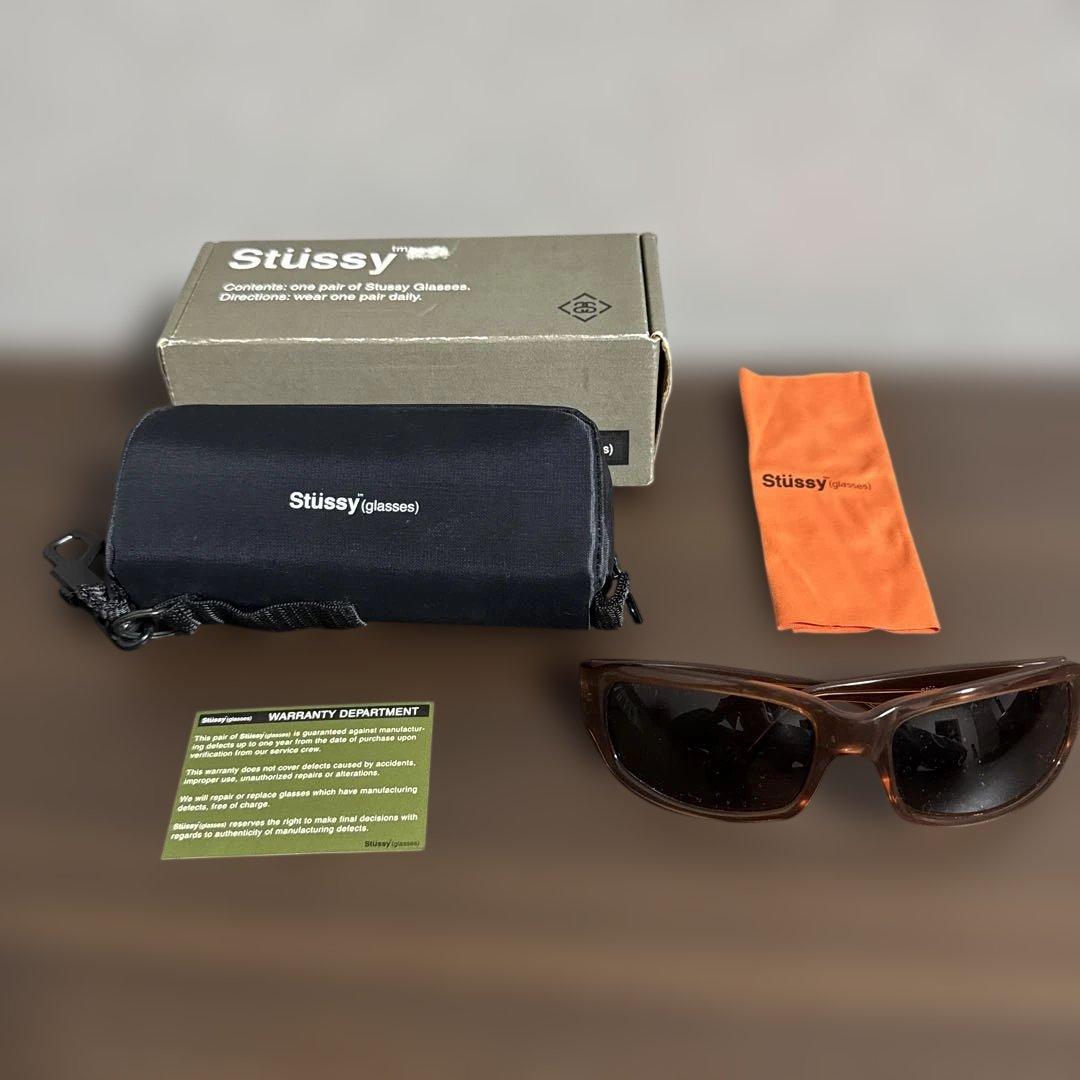 Stüssy ブラウン サングラス ケース付き