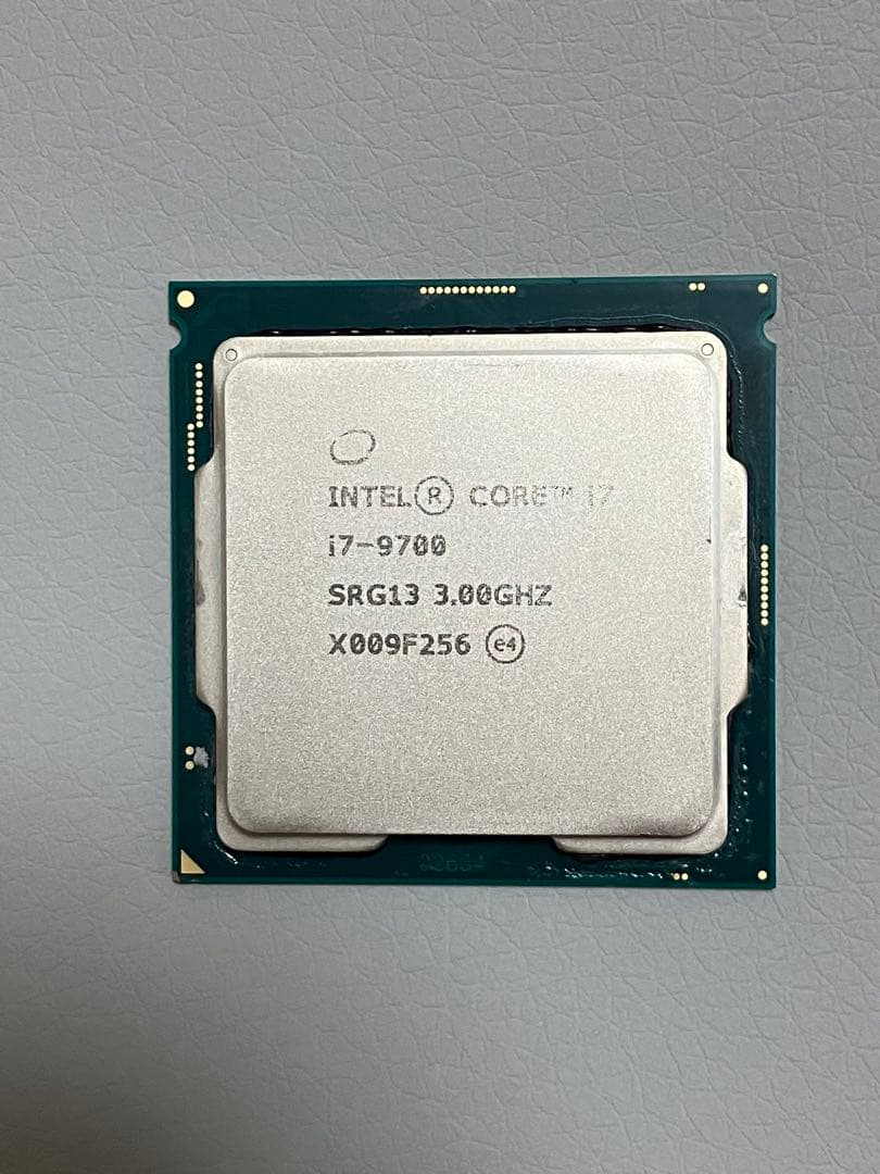 intel CPU 【corei7-9700】⭐︎★美品 第9世代★⭐︎