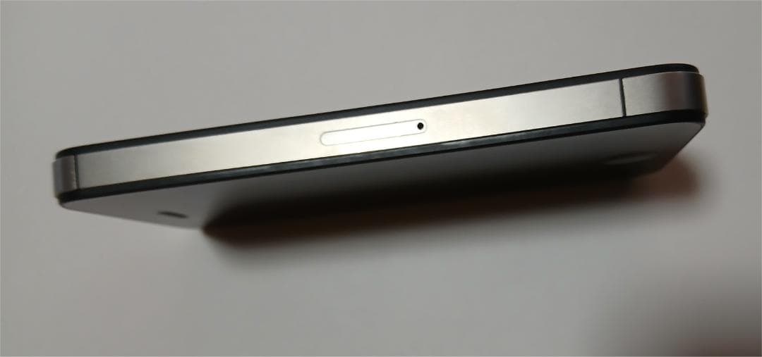 Softbank iPhone 4s 黒- 極上状態 100% バッテリー