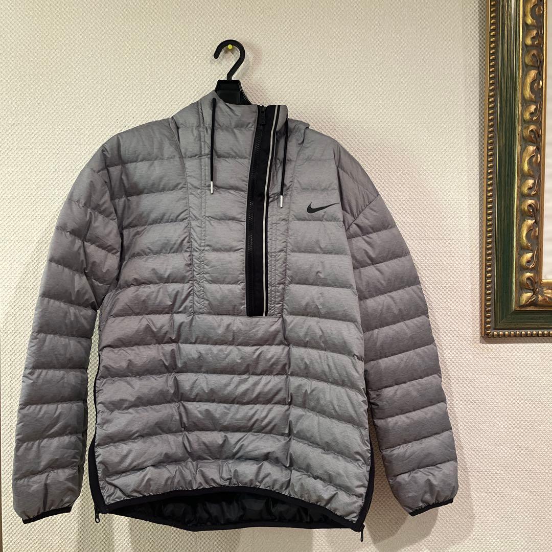ナイキ　ハーフジップ　ダウンジャケット　アノラック　新品未使用