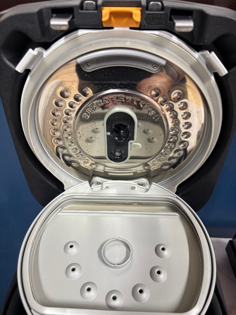 えいこ　HITACHI IH炊飯器 RZ-TS105M 2023年製