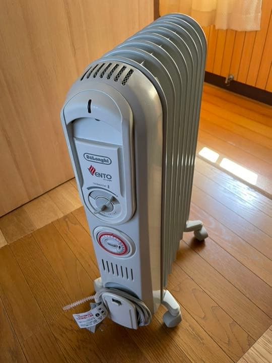 【DeLOngi（デロンギ）】ヴェント オイルヒーター V550807EFS